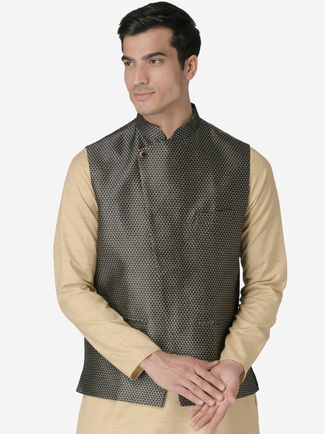 

TABARD Men Black & Gold-Coloured Woven Design Nehru Jacket