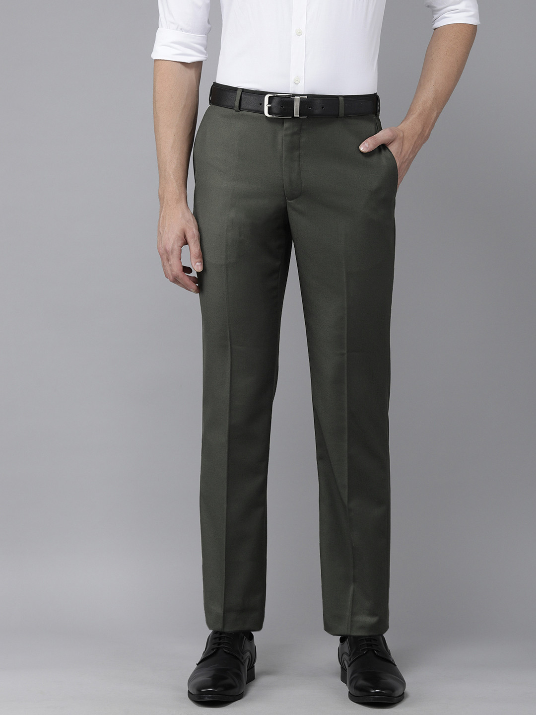 

Park Avenue Men Grey Solid Smart Fit Trousers