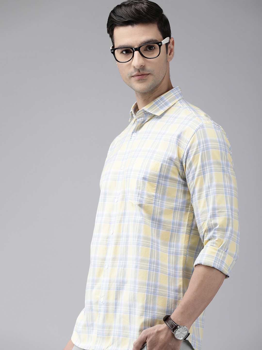 

Park Avenue Men Yellow & Blue Slim Fit Checked Casual Shirt