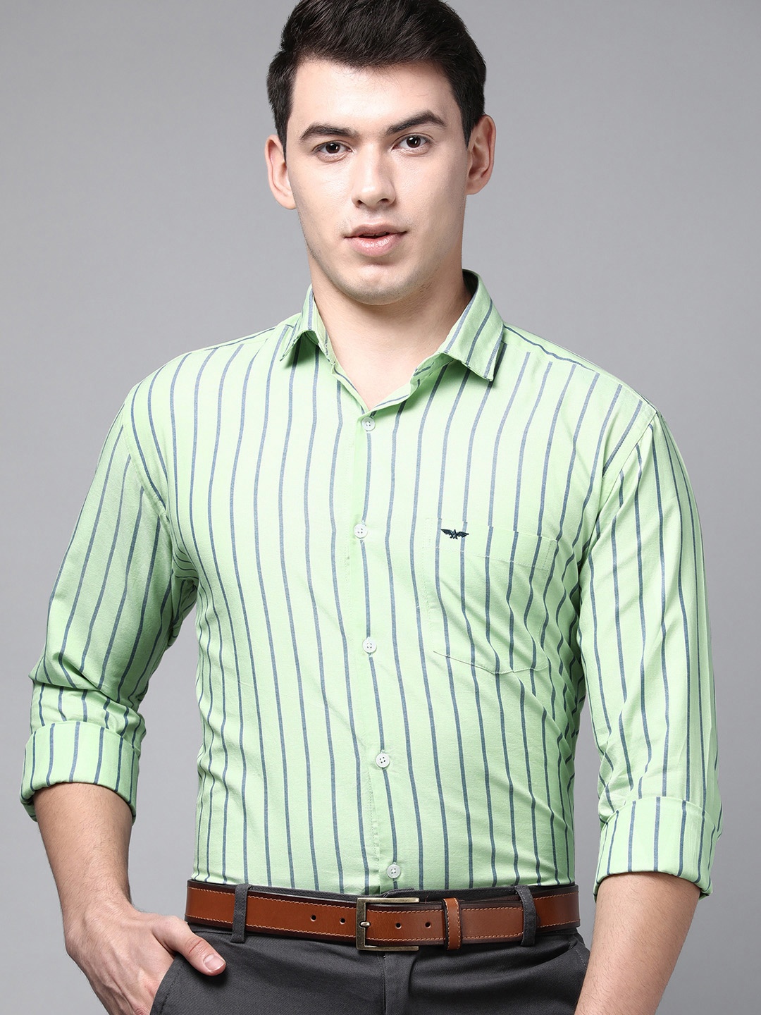 

Park Avenue Men Green Slim Fit Striped Casual Shirt