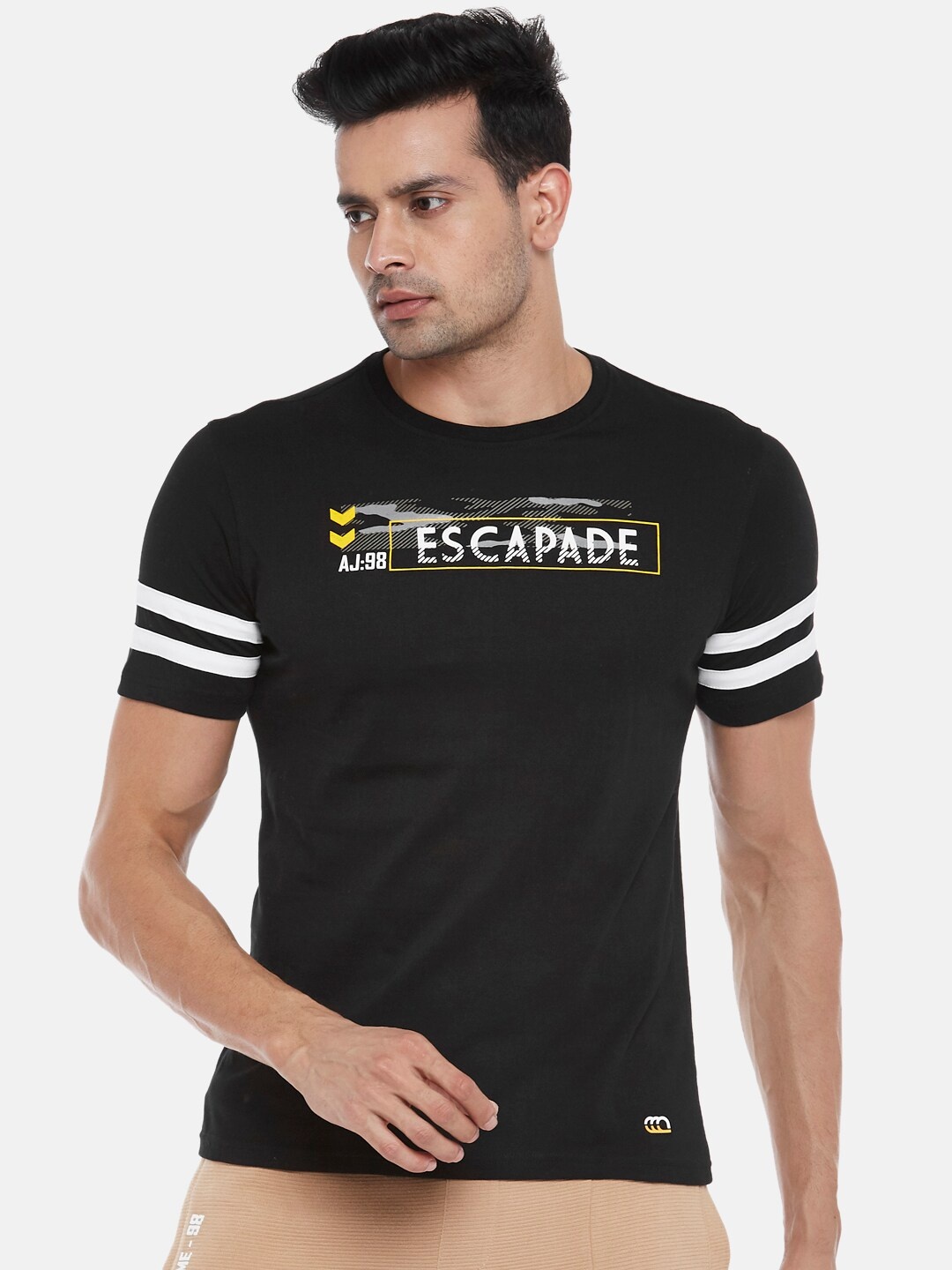 

Ajile by Pantaloons Men Black Typography Printed Slim Fit T-shirt