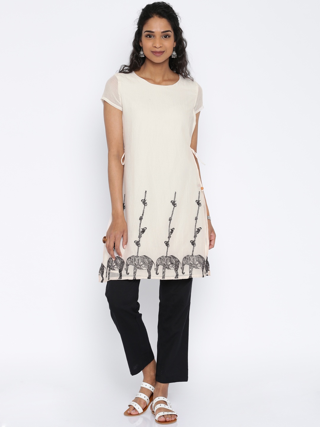 

Global Desi Women Off-white Woven Kurta