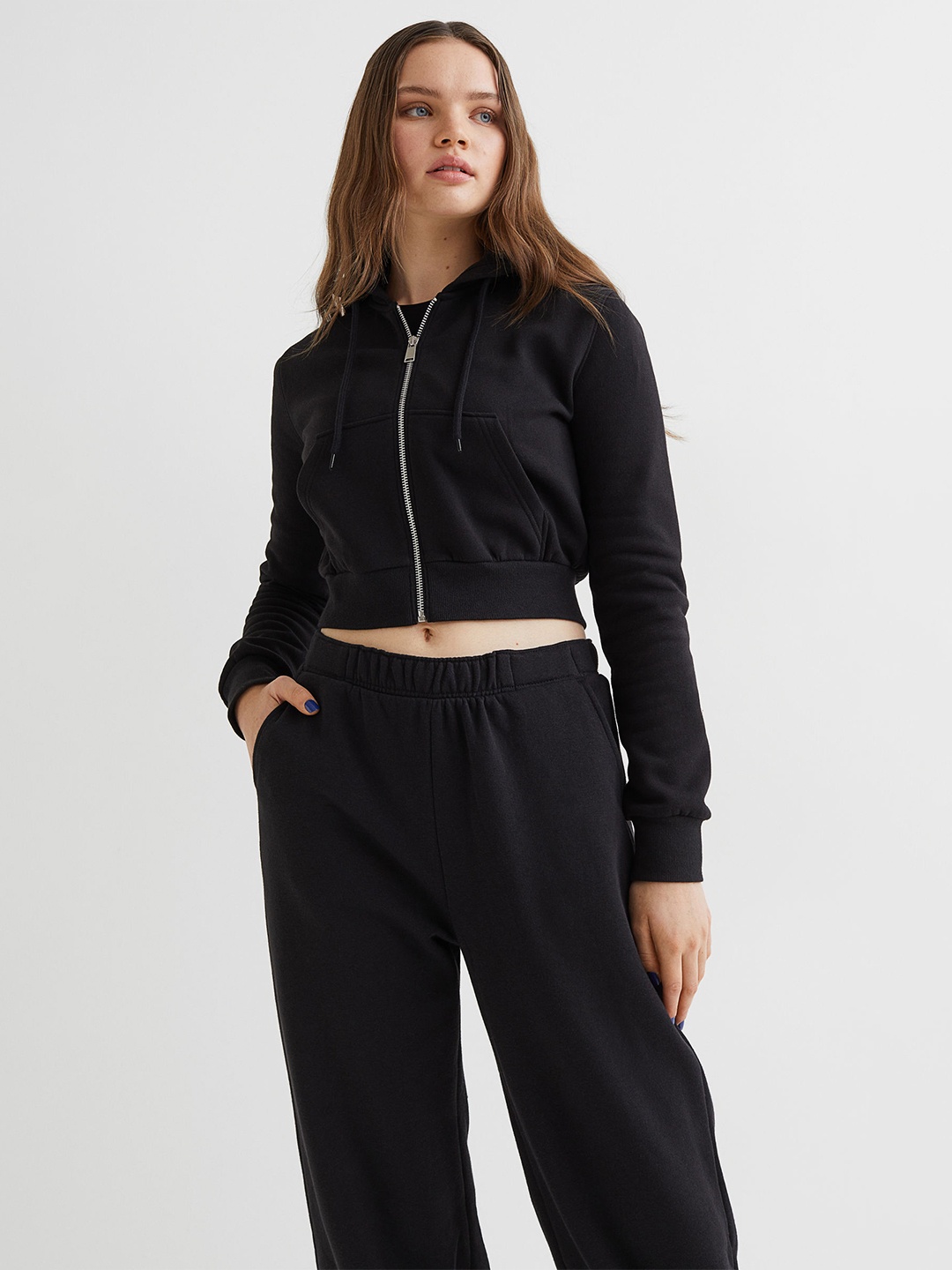 

H&M Women Black Cropped Zip-Through Hoodie