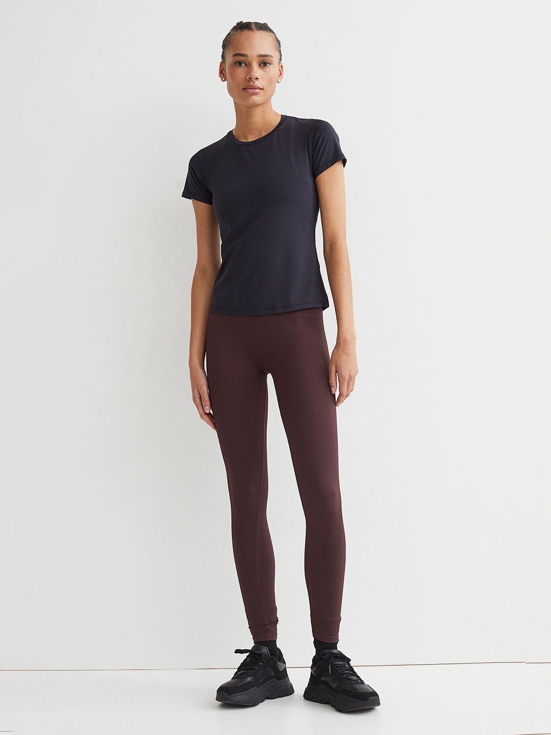 

H&M Women Black Sports Top