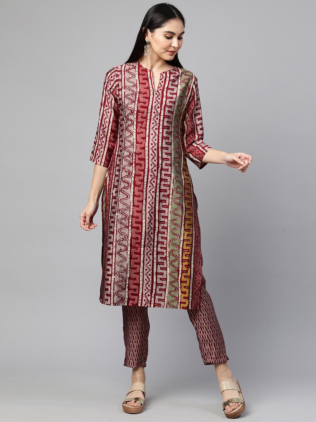 

FASHOR Women Maroon Dyed Kurta with Churidar