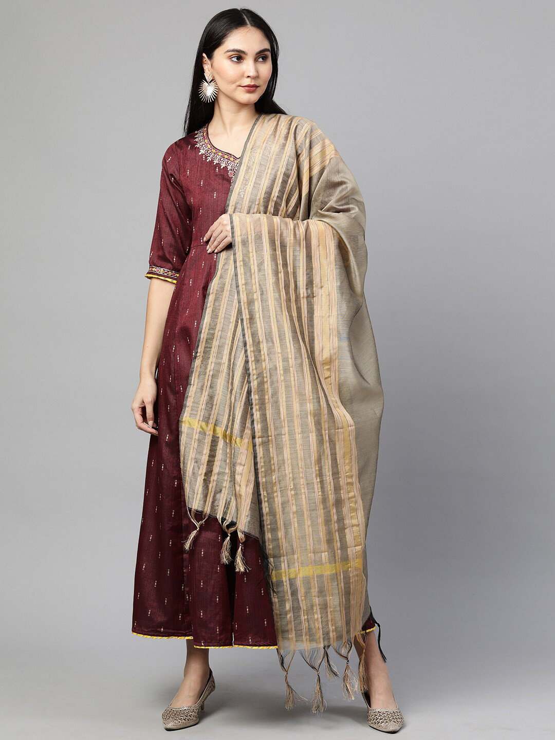 

FASHOR Women Purple Ethnic Motifs Ethnic Maxi Dress With Striped Dupatta
