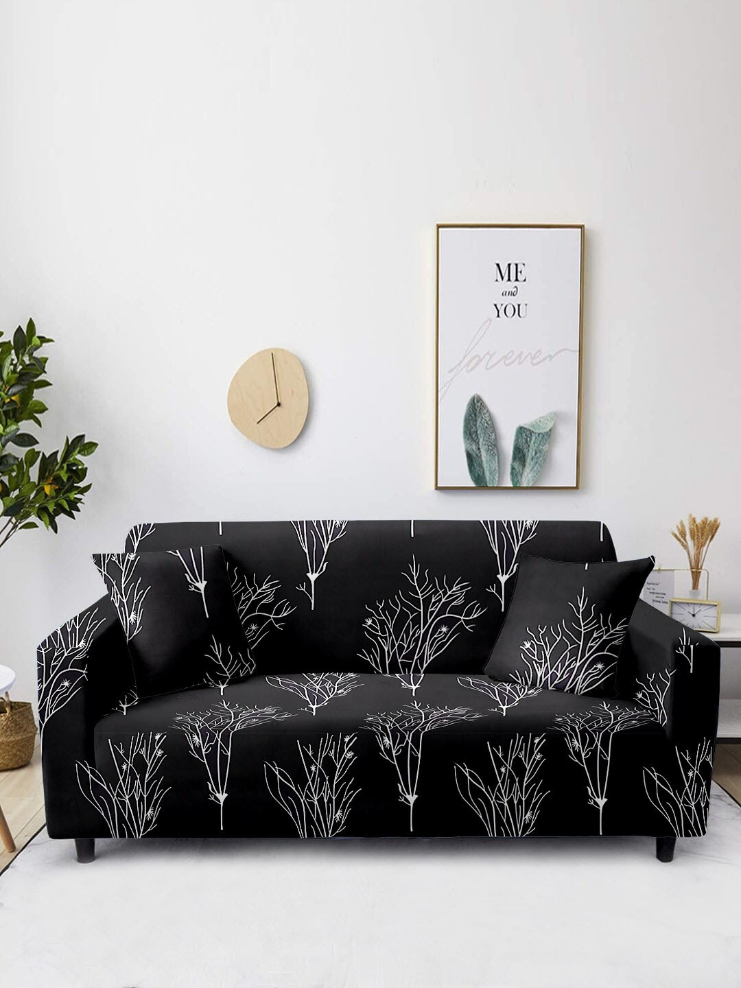

Aura White & Black Printed 3-Seater Non-Slip Sofa Cover