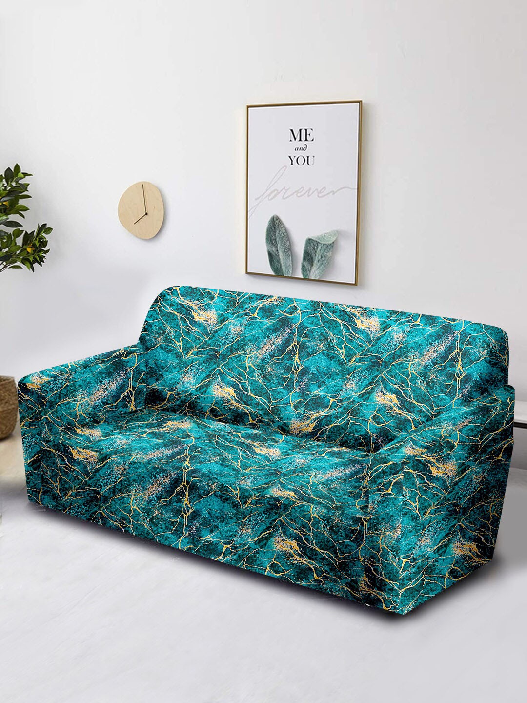 

Aura Blue & Black Printed 3-Seater Non-Slip Sofa Cover