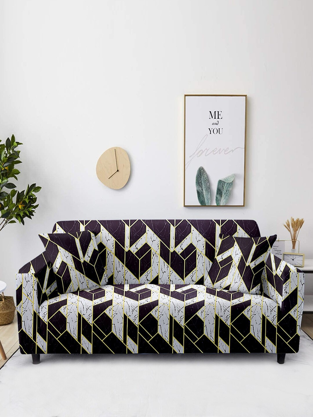 

Aura Black & White Printed 3-Seater Non-Slip Sofa Cover