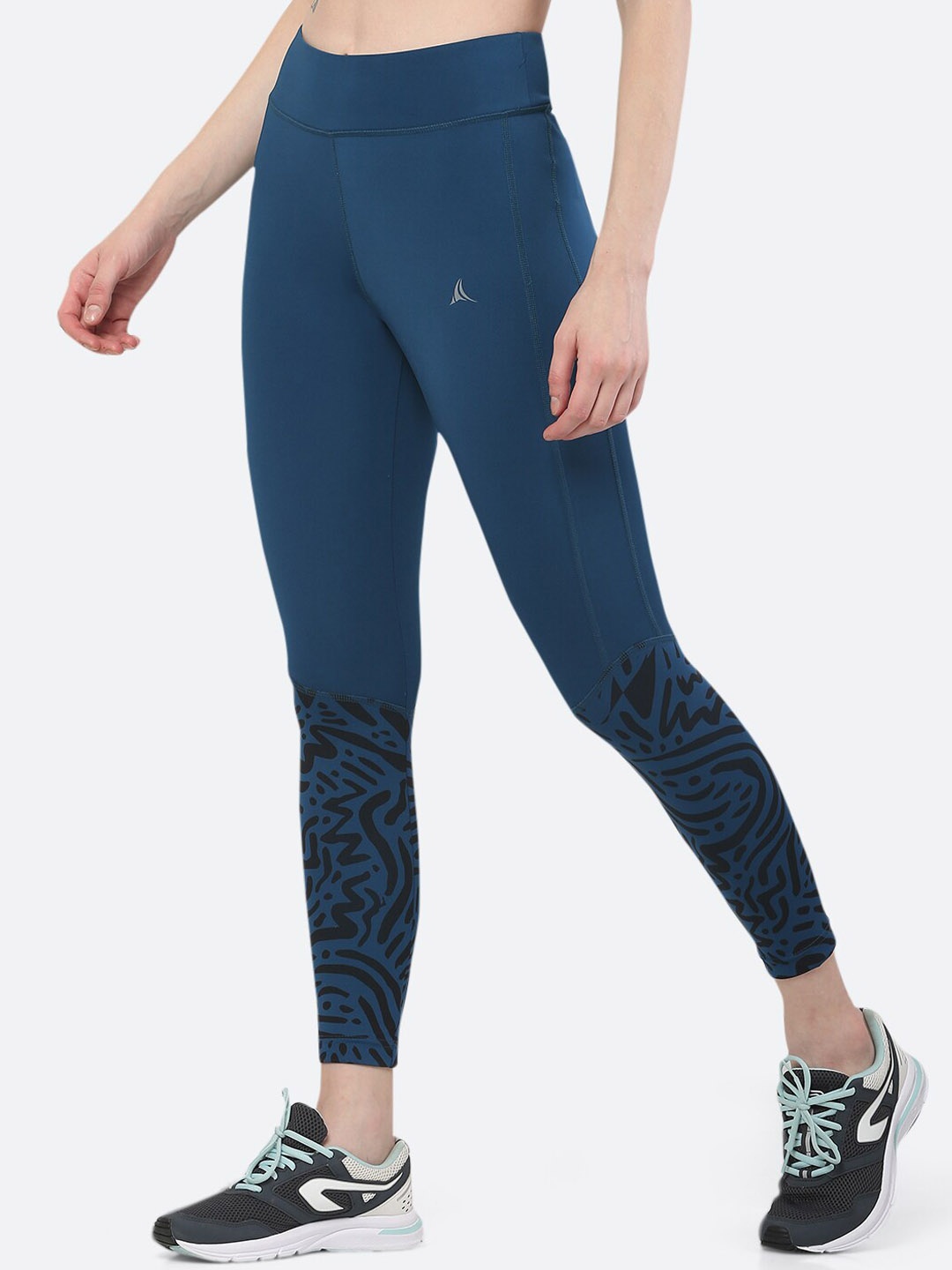 

FITLEASURE Women Teal Blue Solid Pro Training Tights