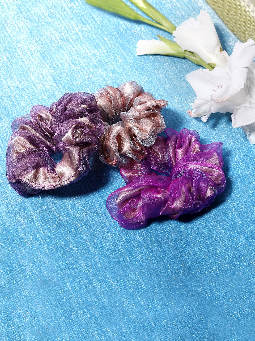 

Blueberry Set of 3 Scrunchies, Pink