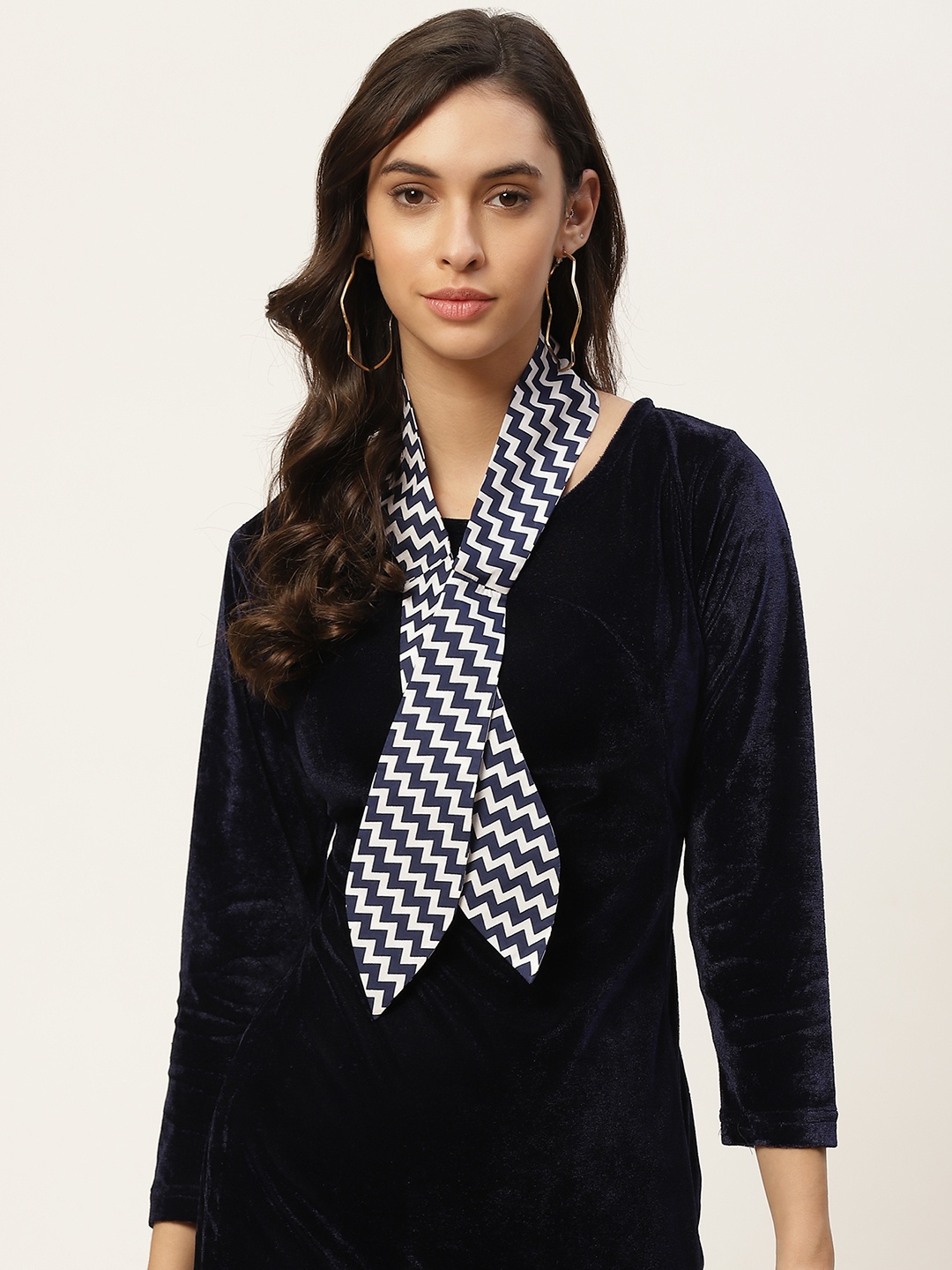 

Blueberry Women Blue & White Striped Scarf