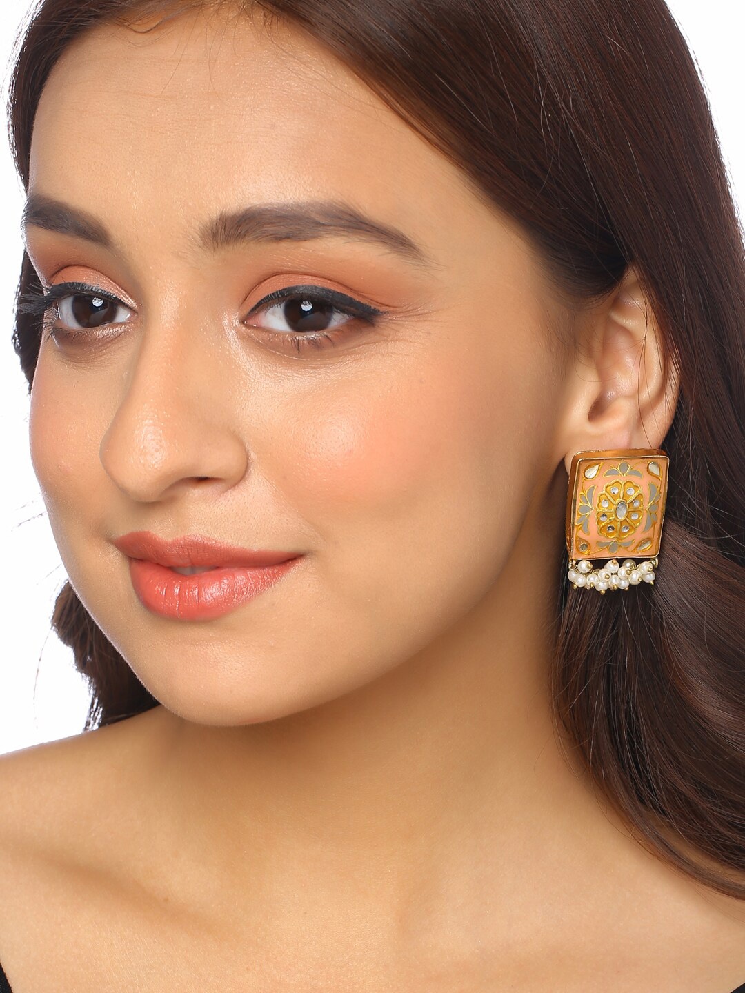 

THE AAB STUDIO Peach-Coloured & White Square Studs Earrings