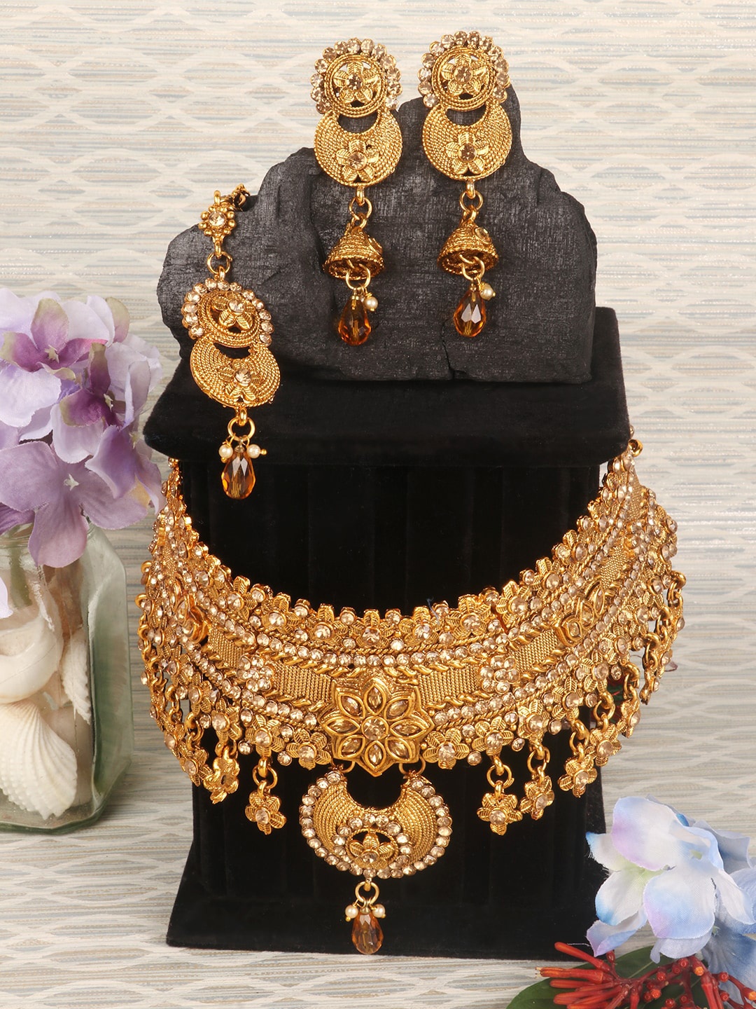 

PENNY JEWELS Gold-Toned Gold-Plated Stone-Studded Choker Jewellery Set