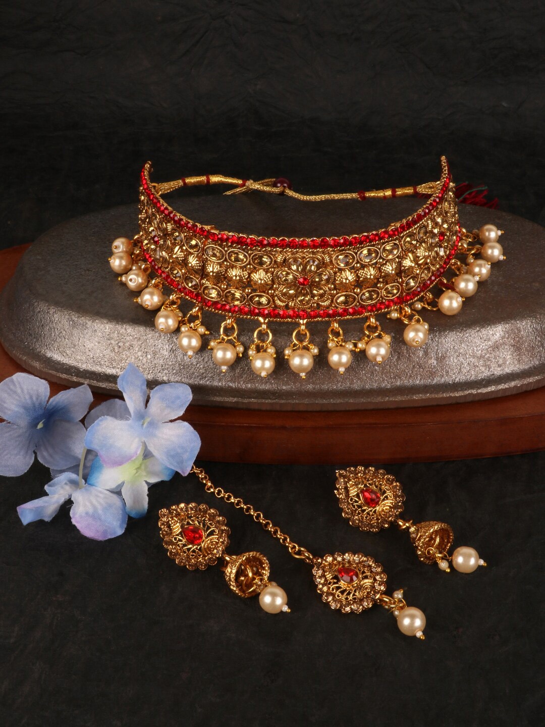 

PENNY JEWELS Gold-Plated & Red Kundan Studded Jewellery Set