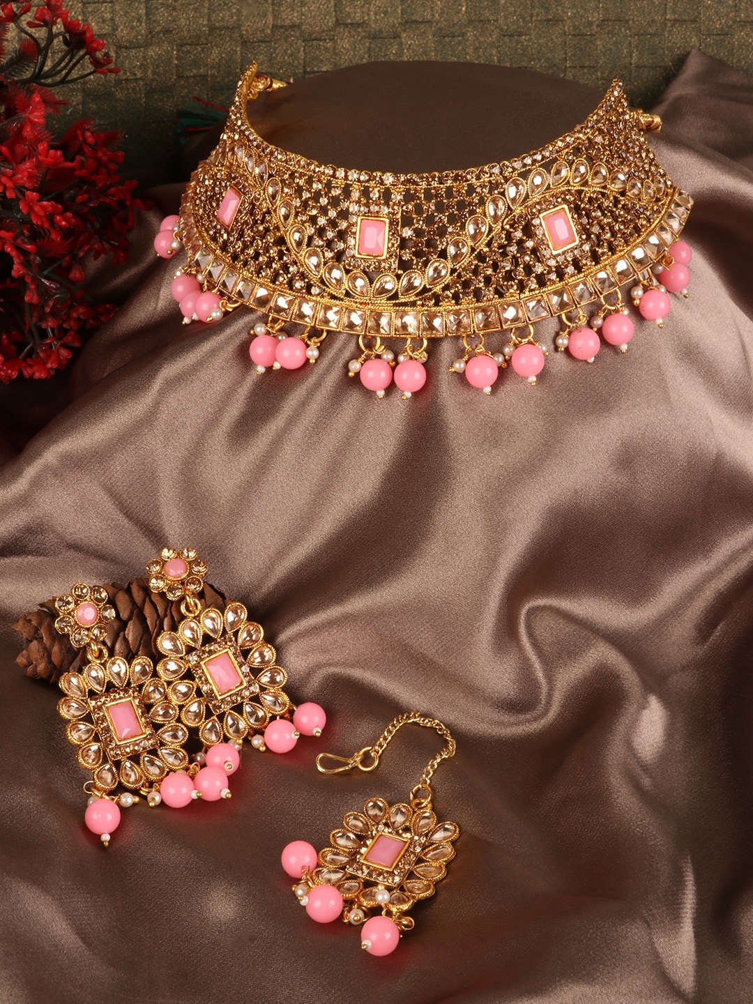 

PENNY JEWELS Gold-Toned & Pink Stone-Studded Choker Jewellery Set