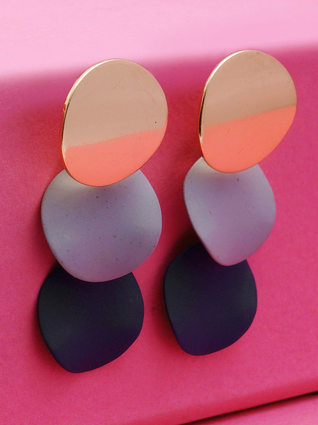 

KARATCART Grey & Gold-Toned Classic Drop Earrings