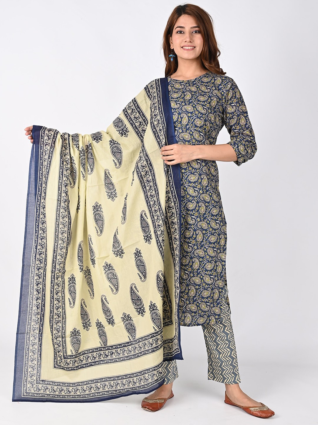 

ESME Women Blue & Yellow Paisley Printed Pure Cotton Kurta with Trousers & Dupatta