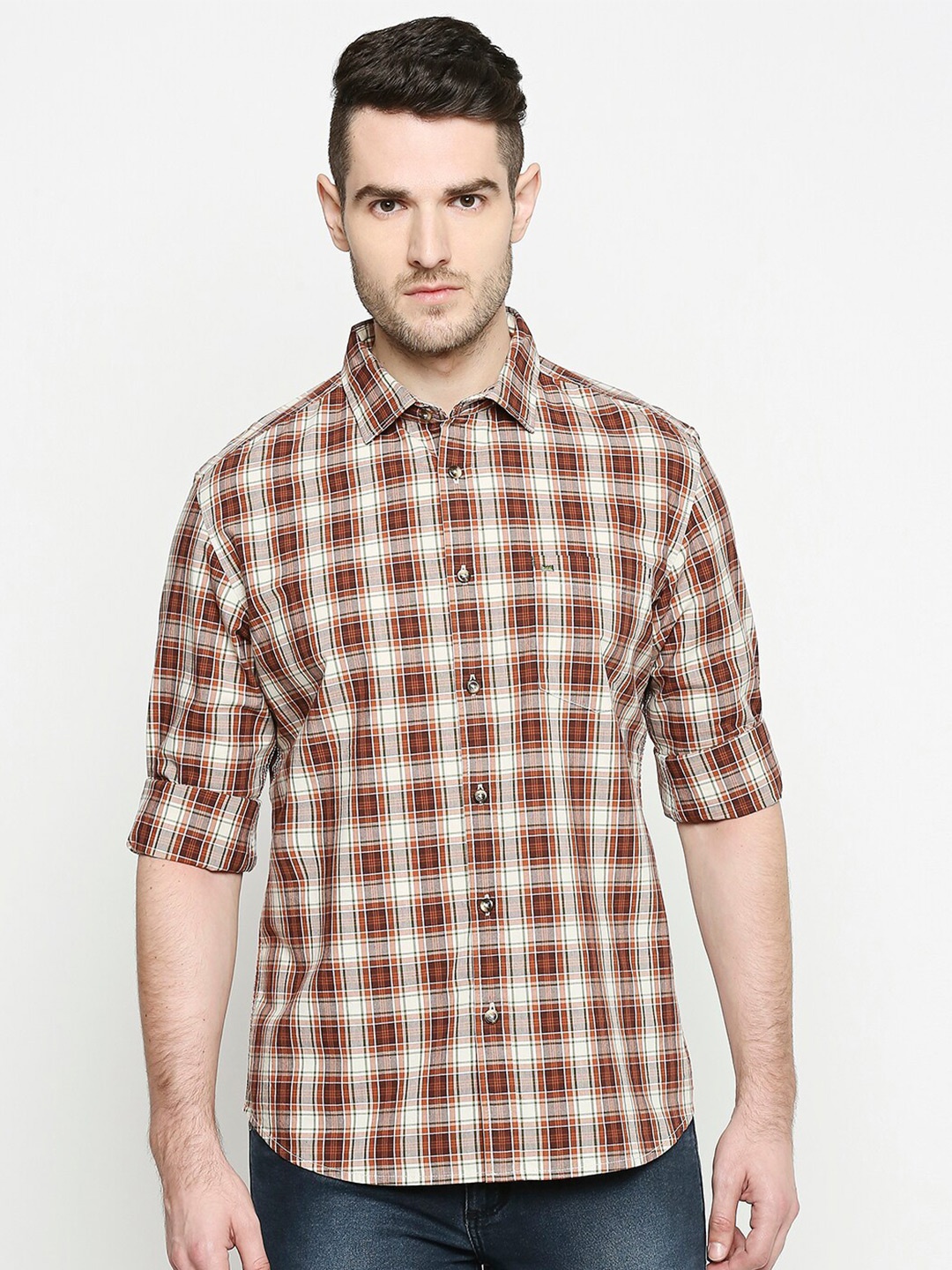 

Basics Men Brown Slim Fit Gingham Checks Checked Casual Shirt