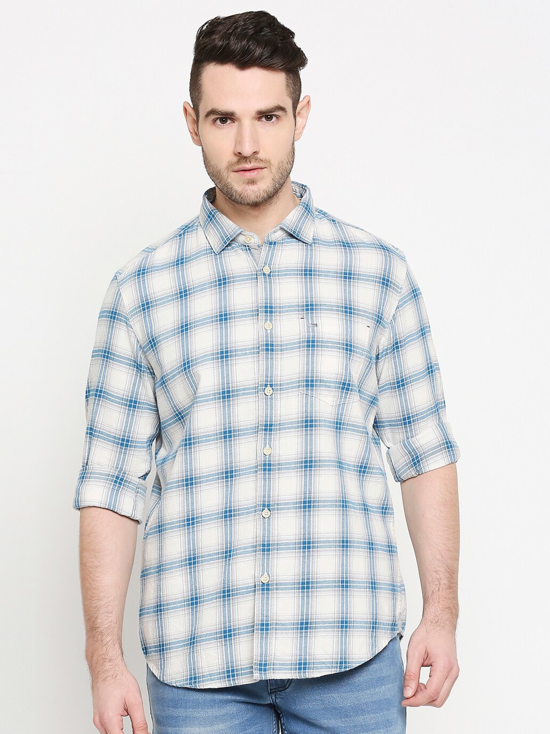 

Basics Men Blue Slim Fit Checked Casual Shirt