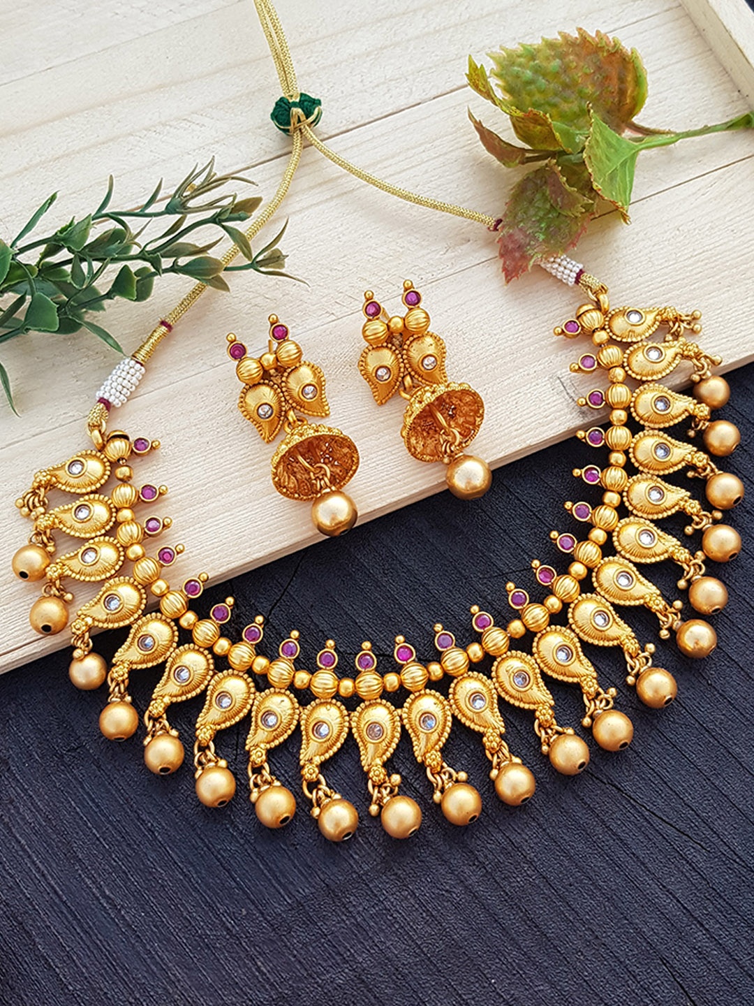 

GRIIHAM Gold-Plated White & Pink AD-Studded Jewellery Set