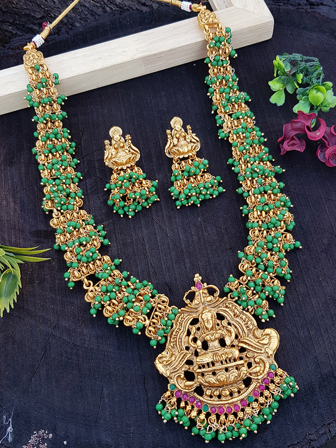 

GRIIHAM Gold-Toned & Green AD-Studded & Beaded Jewellery Set