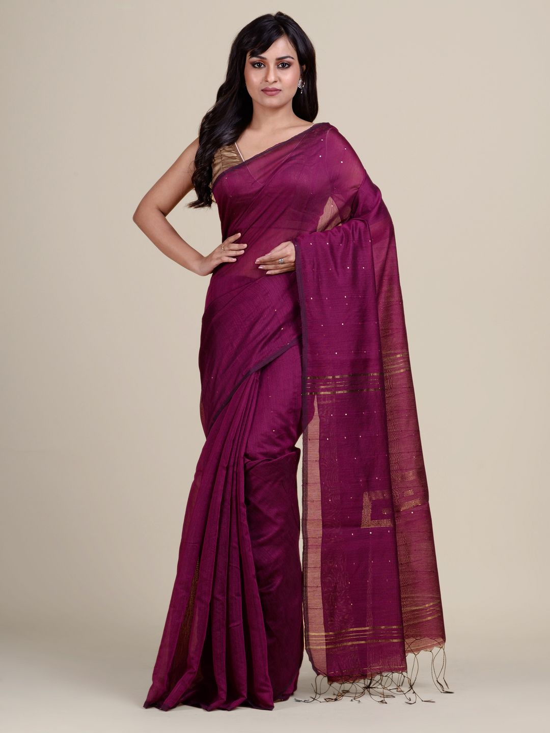 

Charukriti Magenta & Gold-Coloured Woven Design Zari Saree