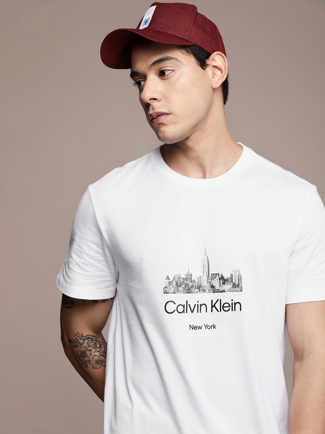 

Calvin Klein Jeans Men White Brand Logo Printed Pure Cotton T-shirt