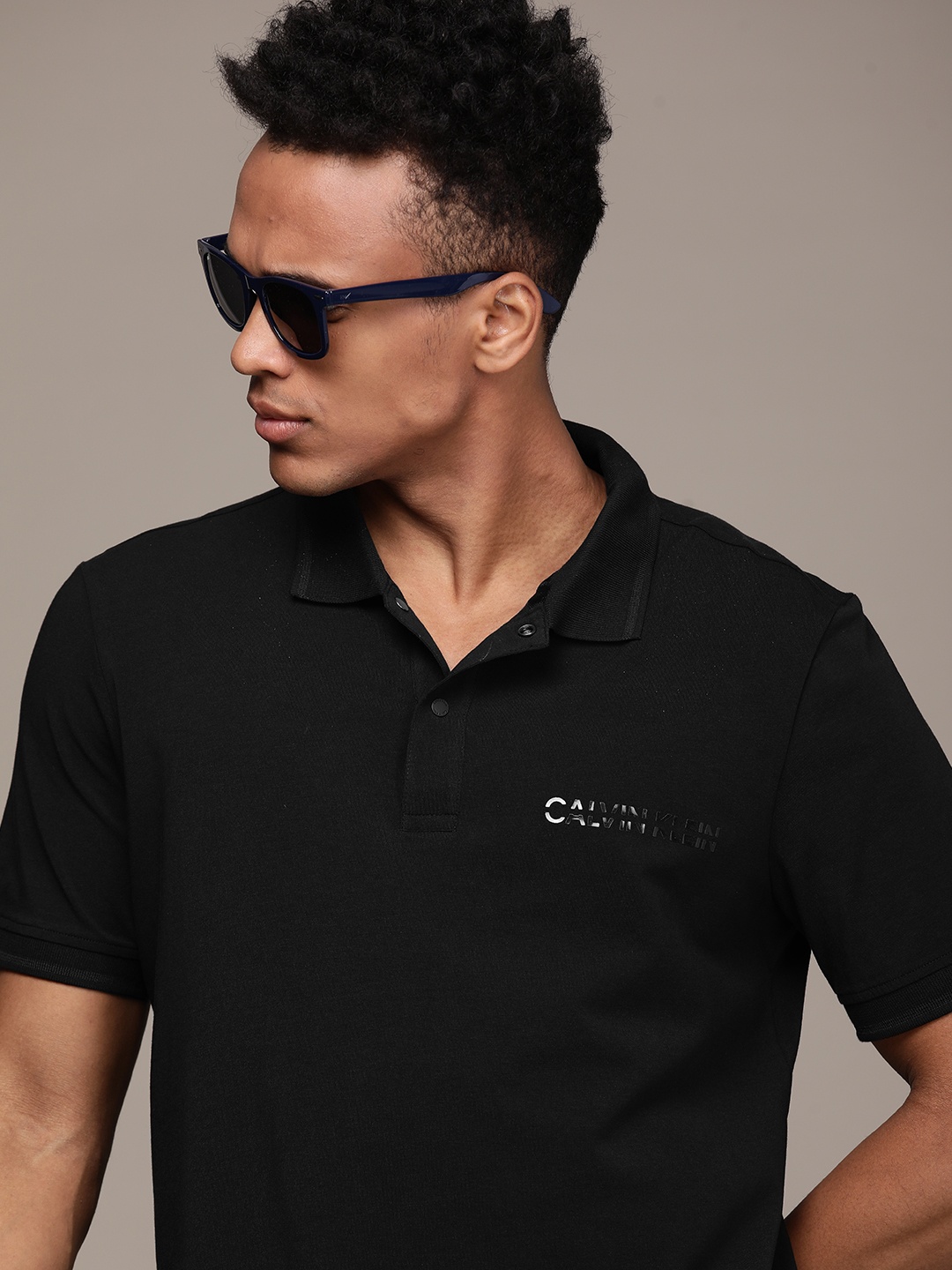 

Calvin Klein Jeans Men Black Polo Collar T-shirt