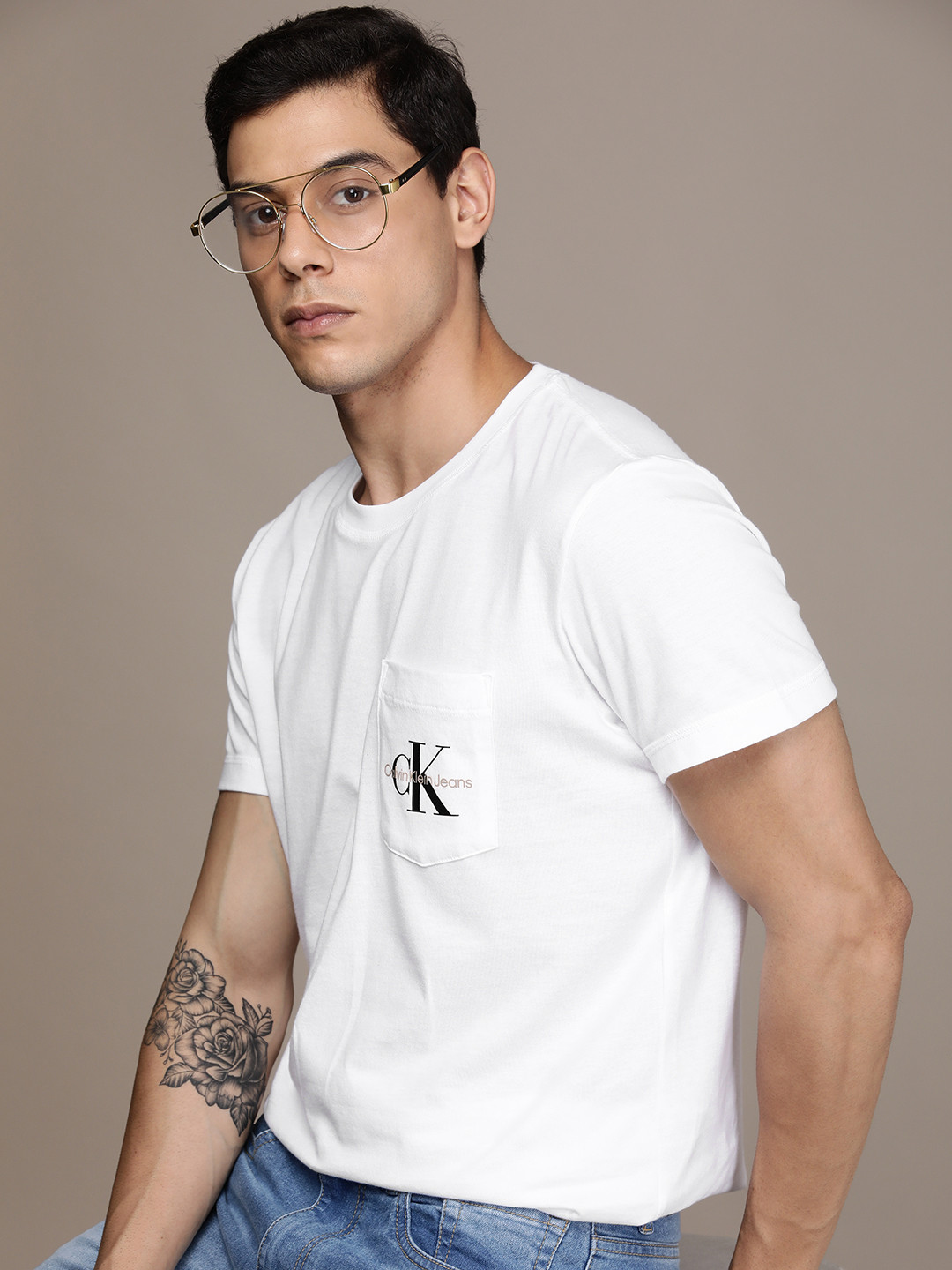 

Calvin Klein Jeans Men White Brand Logo Printed Organic Cotton Casual T-shirt