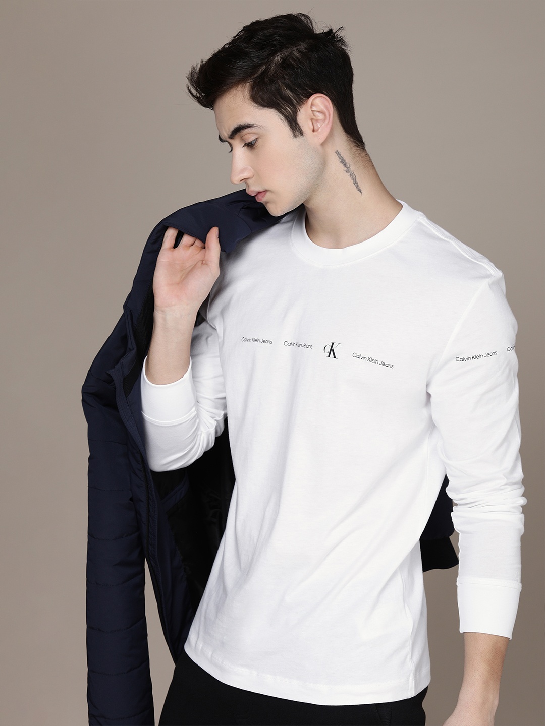 

Calvin Klein Jeans Men White Brand Logo Printed Pure Cotton T-shirt