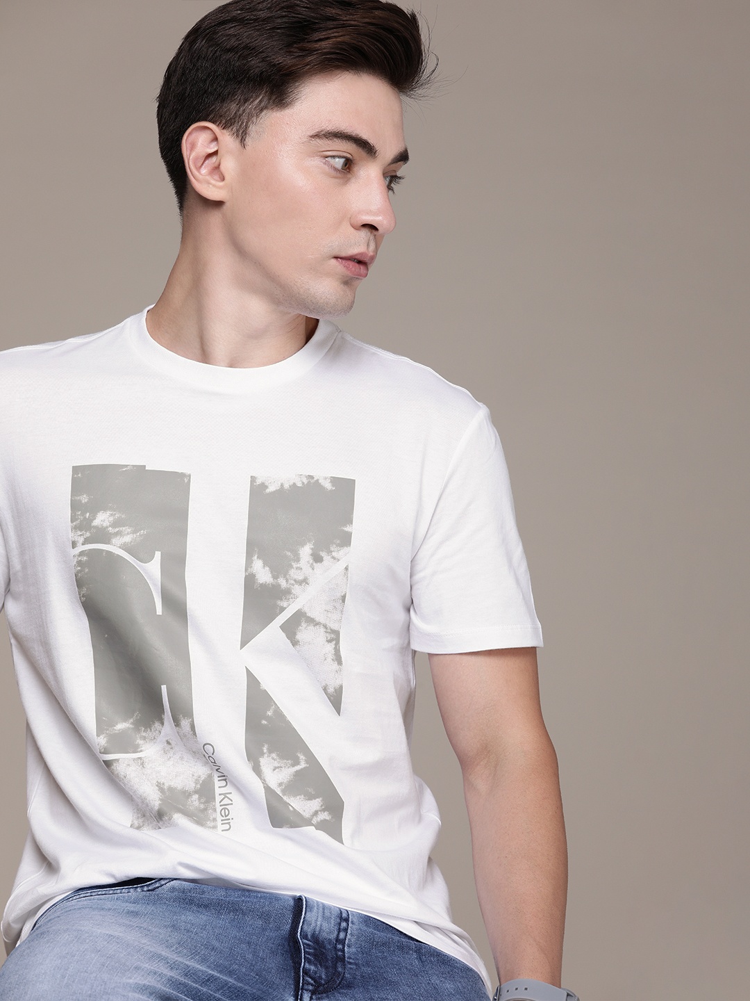 

Calvin Klein Jeans Men White Brand Logo Printed T-shirt