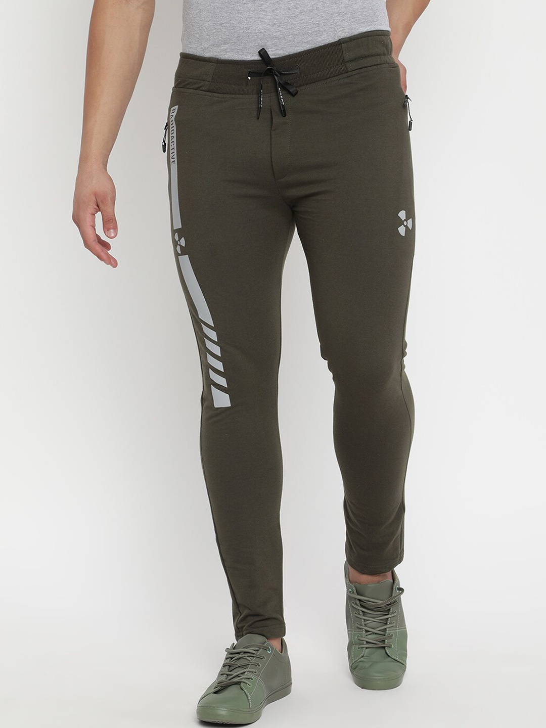 

V2 Value & Variety Men Olive Green Solid Slim Fit Track Pants