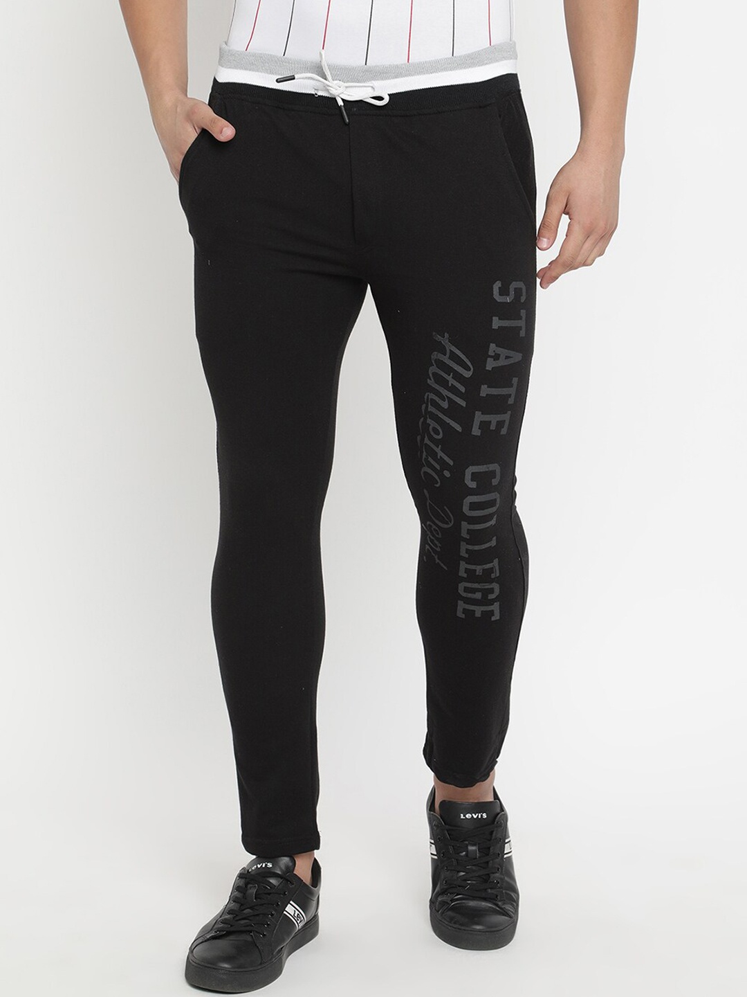 

V2 Value & Variety Men Black Printed Cotton Lounge Pants