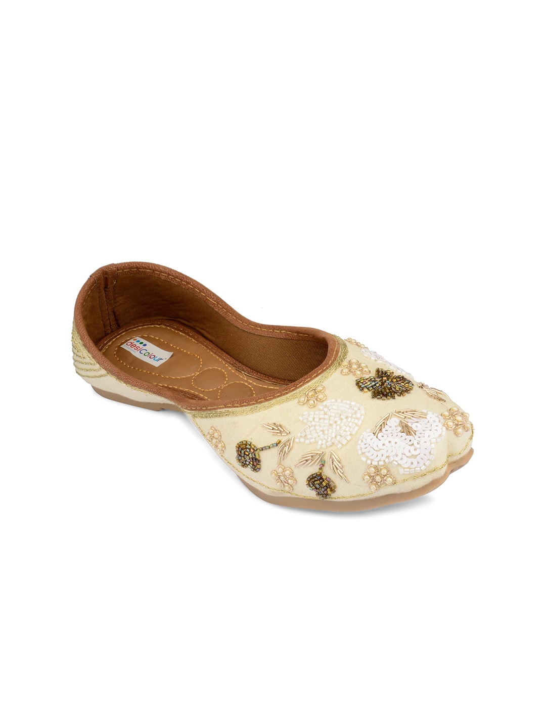 

DESI COLOUR Women Off White Ethnic Mojaris Flats