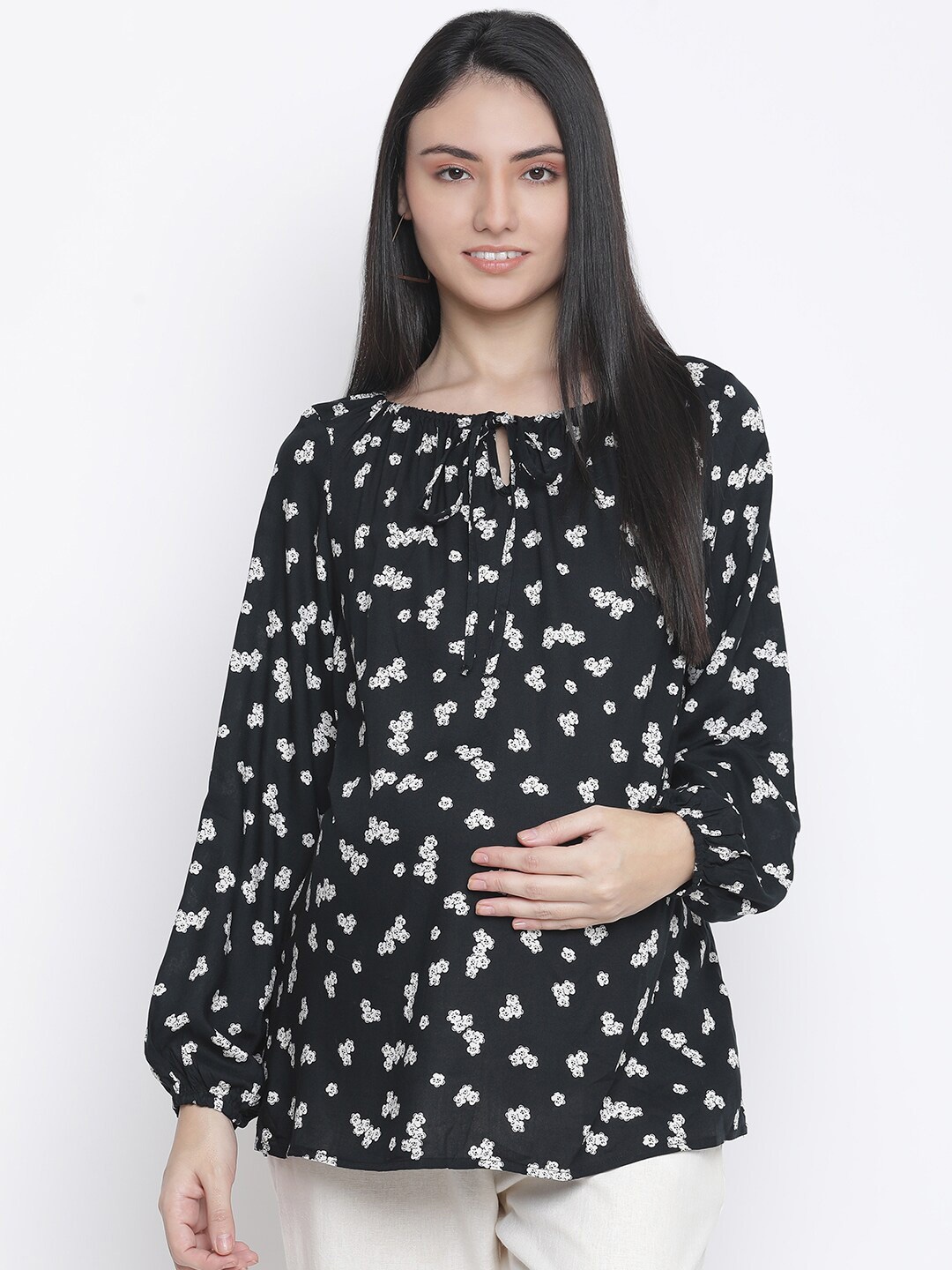 

Oxolloxo Black Floral Print Keyhole Neck Top