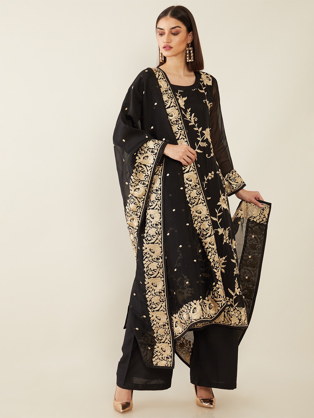 

Soch Black & Cream-Coloured Embroidered Organza Unstitched Dress Material