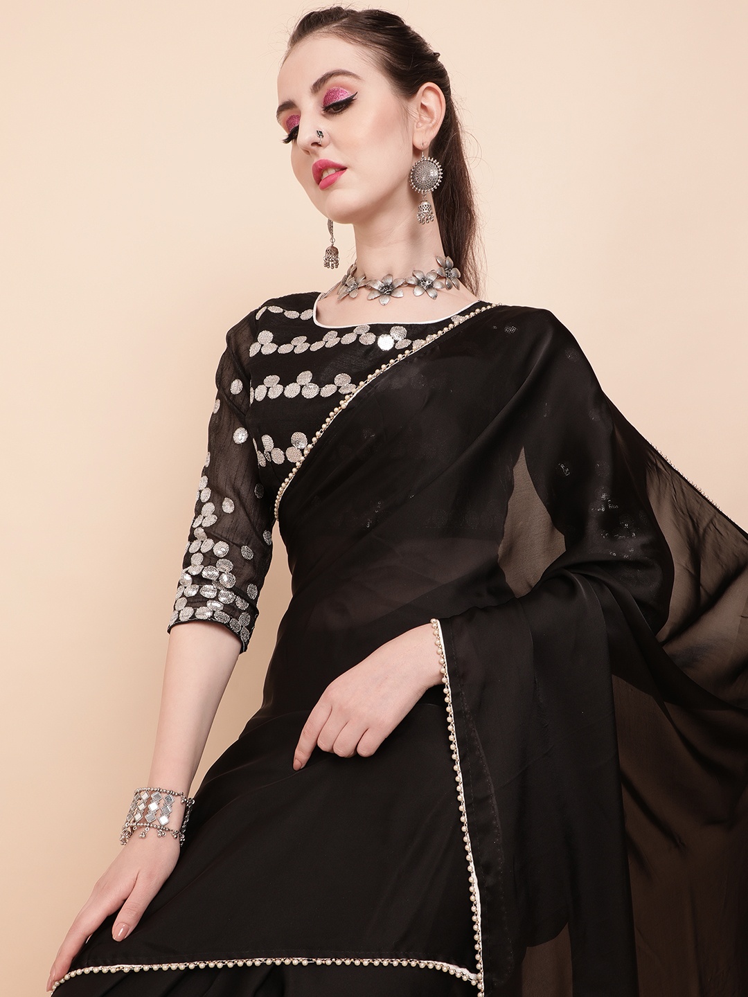 

Sangria Solid Beaded Pure Georgette Saree, Black