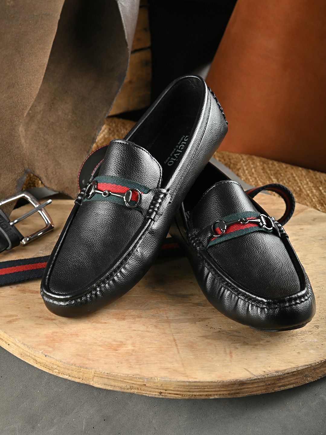 

San Frissco Men Black Driving Shoes