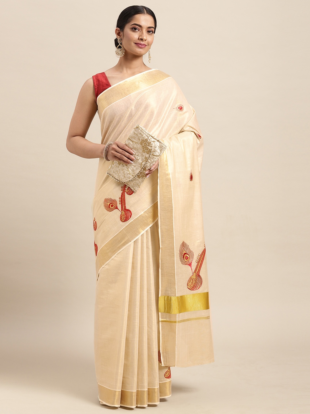 

Thara Sarees Cream-Coloured & Golden Handloom Embroidered Zari Pure Cotton Kasavu Saree