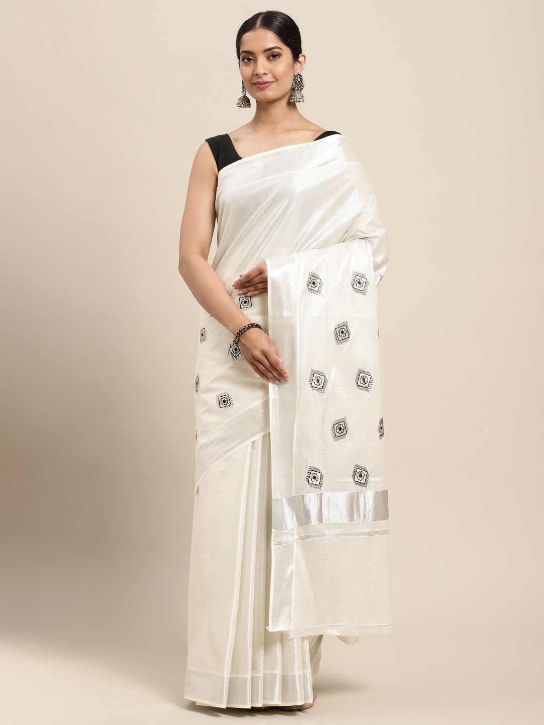 

Thara Sarees Women Off White & Silver Ethnic Motifs Embroidered Pure Cotton Kasavu Saree
