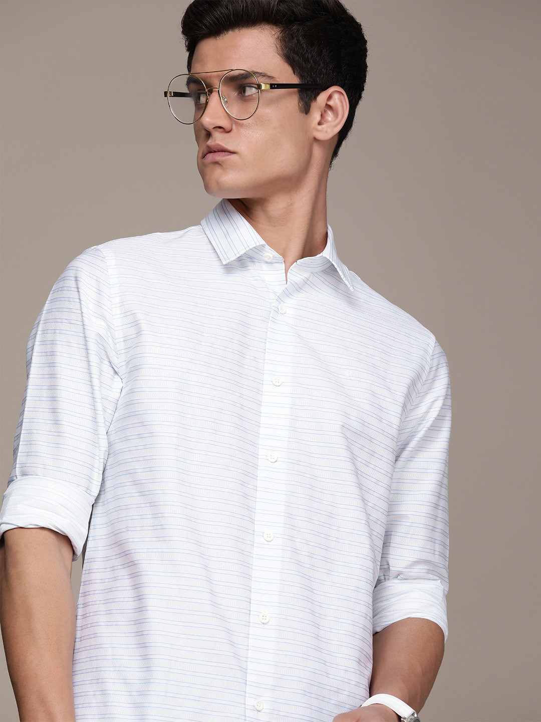 

Calvin Klein Jeans Men White Slim Fit Multi Stripes Casual Shirt