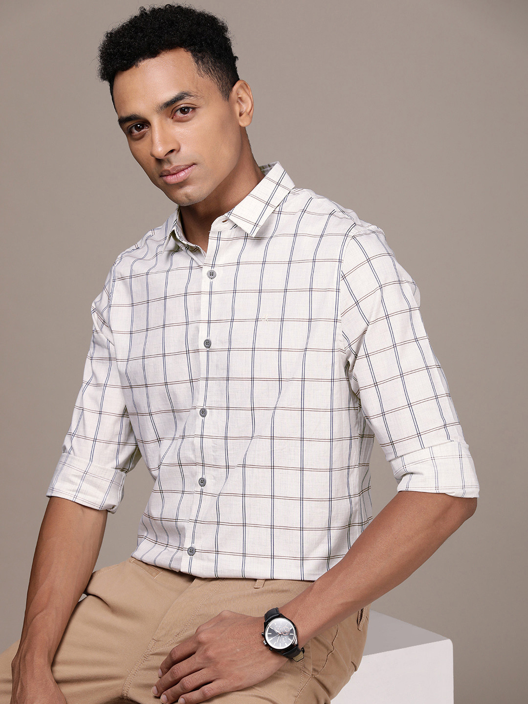 

Calvin Klein Jeans Men Pure Cotton Slim Fit Opaque Checked Casual Shirt, Beige