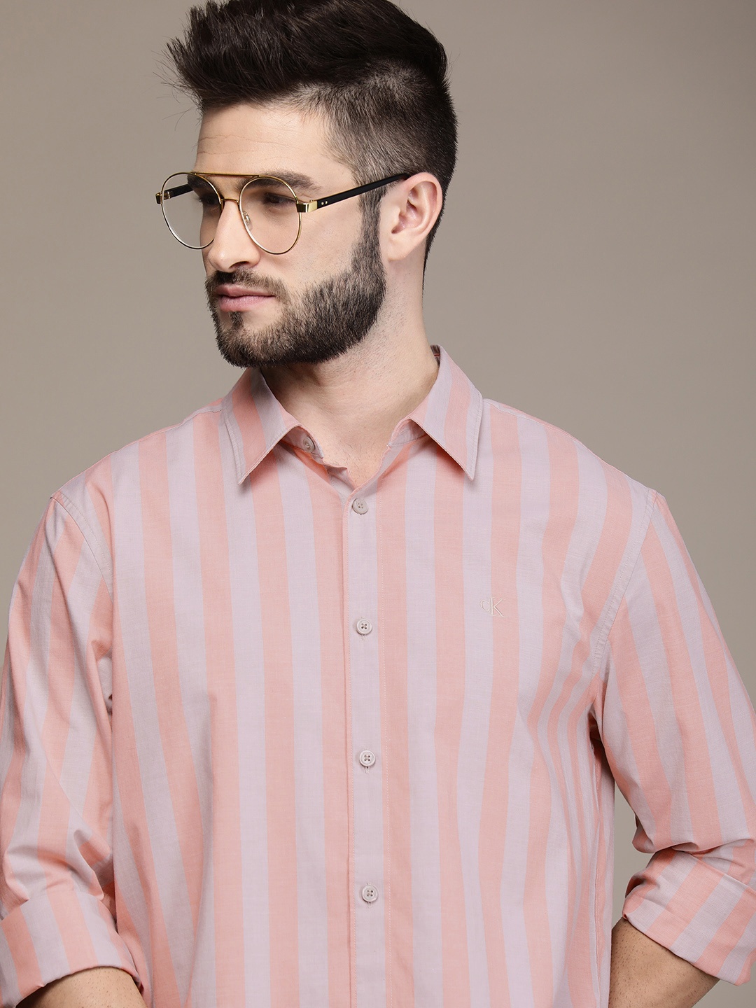 

Calvin Klein Jeans Men Grey And Peach Striped Regular Fit Casual Shirt
