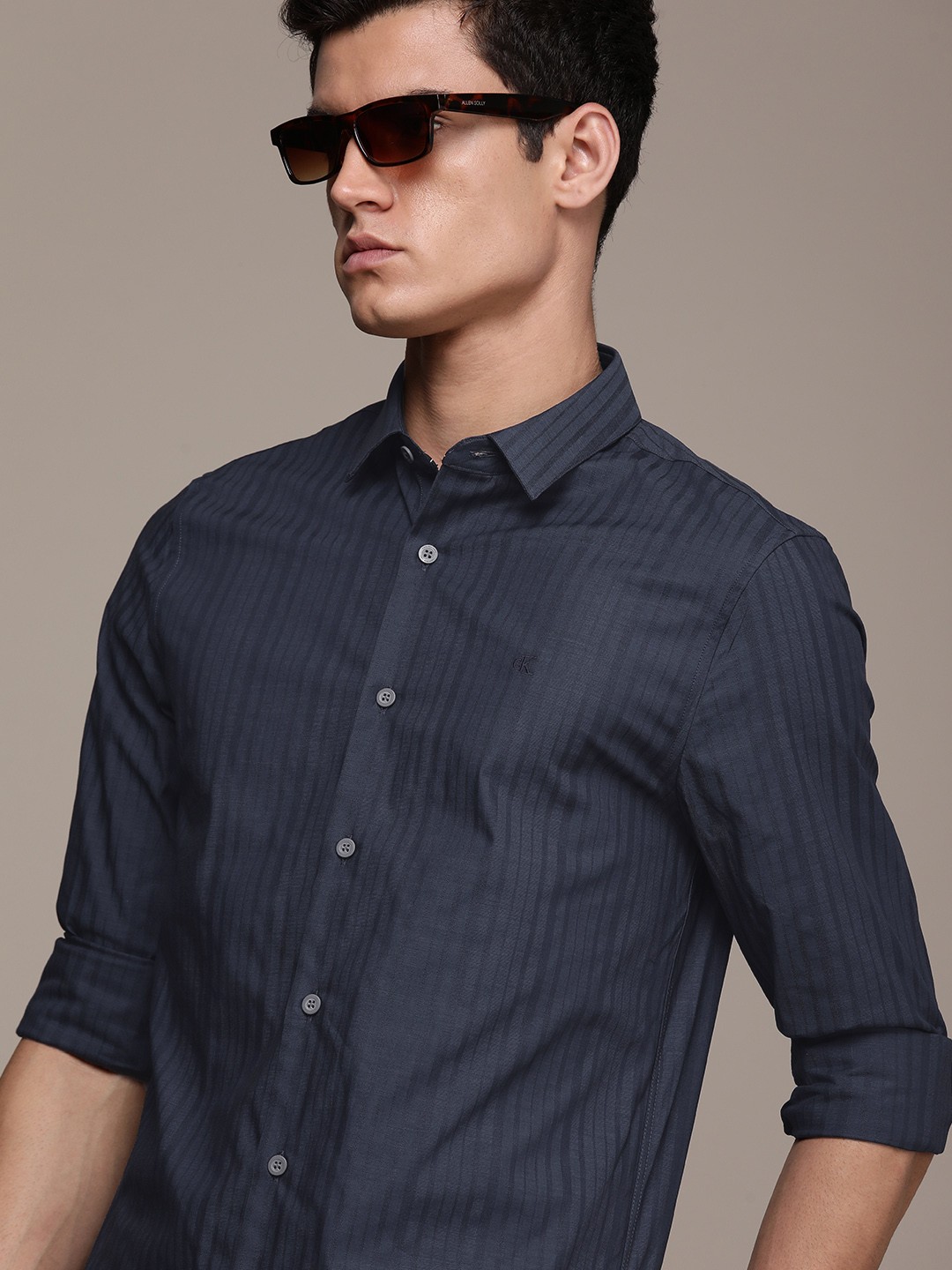 

Calvin Klein Jeans Men Blue Slim Fit Multi Stripes Casual Shirt