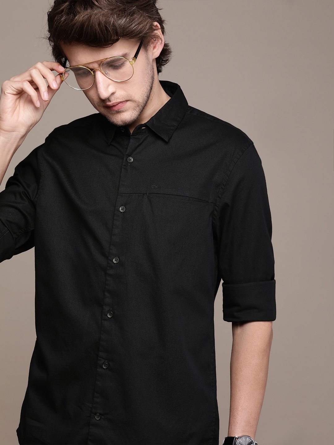 

Calvin Klein Jeans Men Black Slim Fit Solid Twill Pure Cotton Casual Shirt
