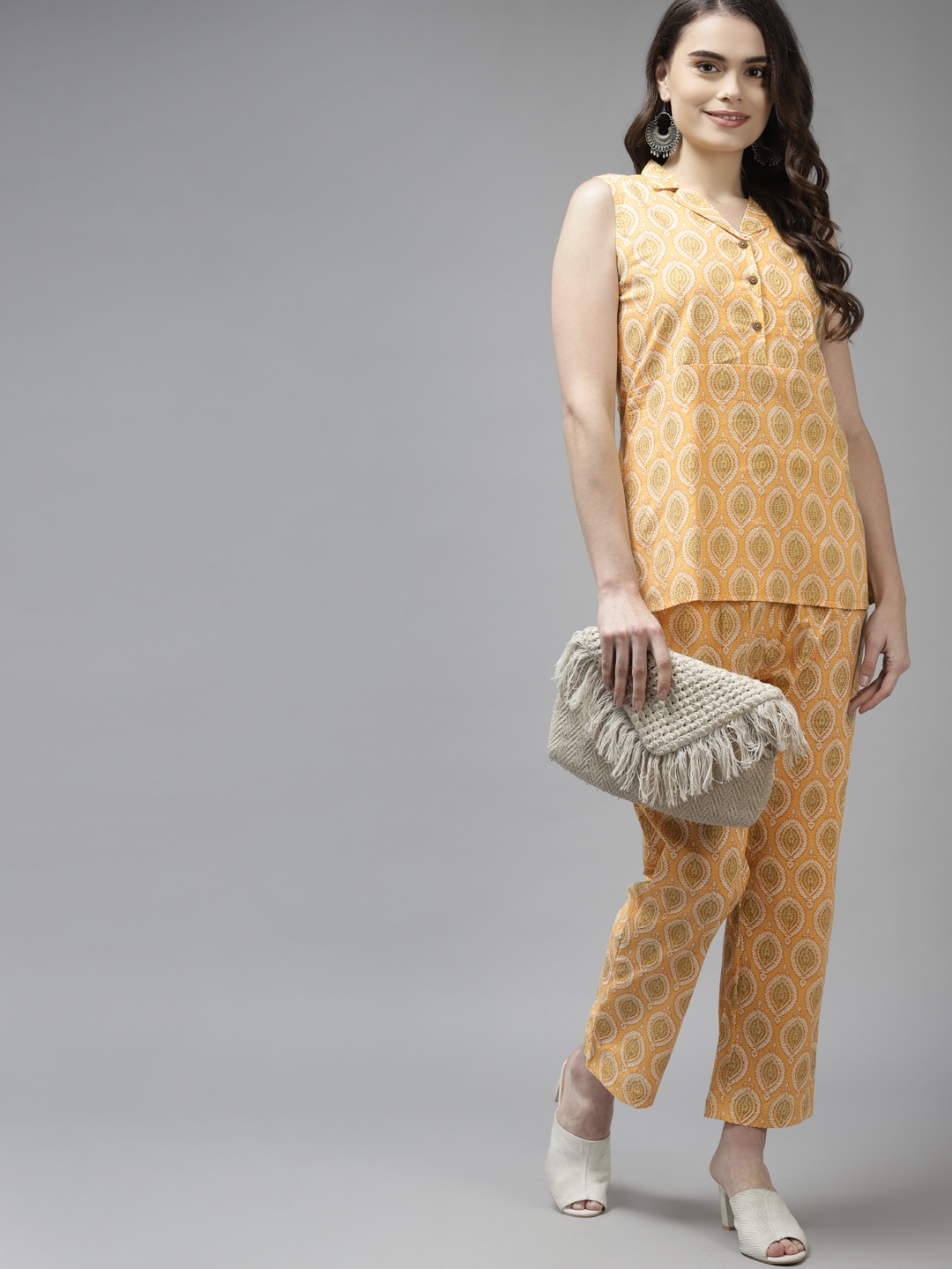 

Amirah s Women Yellow Ethnic Motifs Printed Pure Cotton Top with Trousers