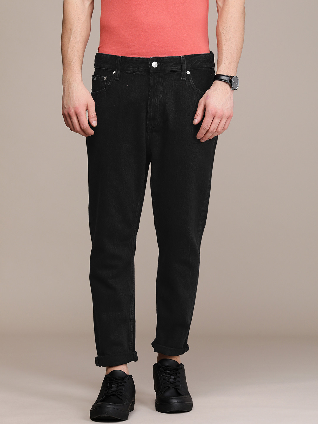 

Calvin Klein Jeans Men Black Relaxed Fit Stretchable Casual Jeans