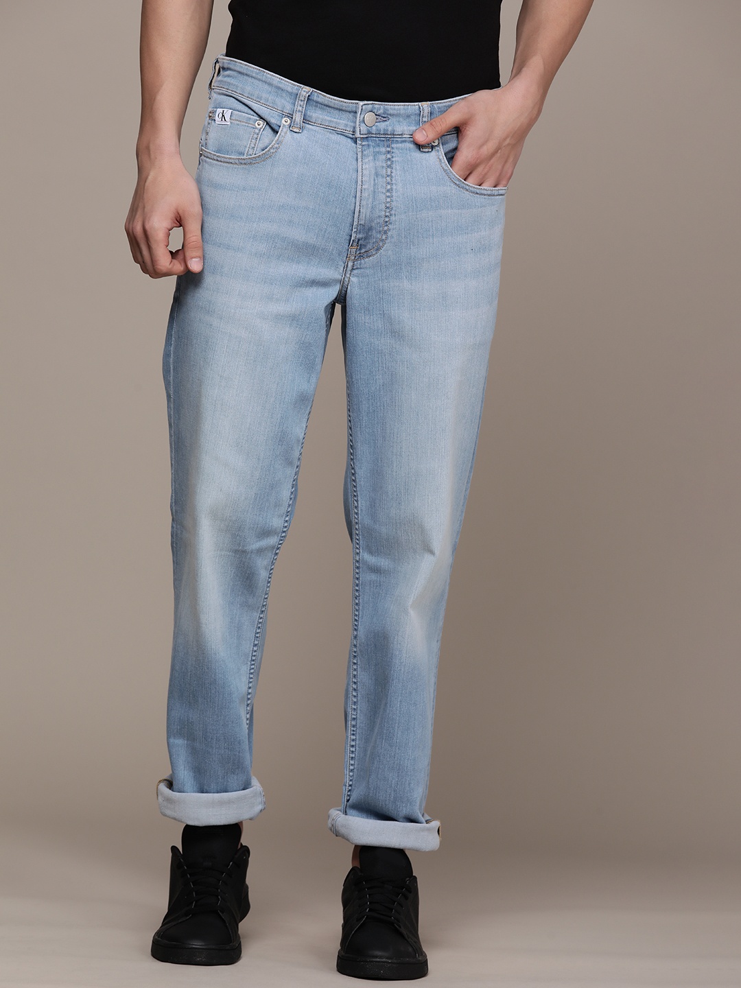 

Calvin Klein Jeans Men Blue Slim Fit Light Fade Stretchable Jeans