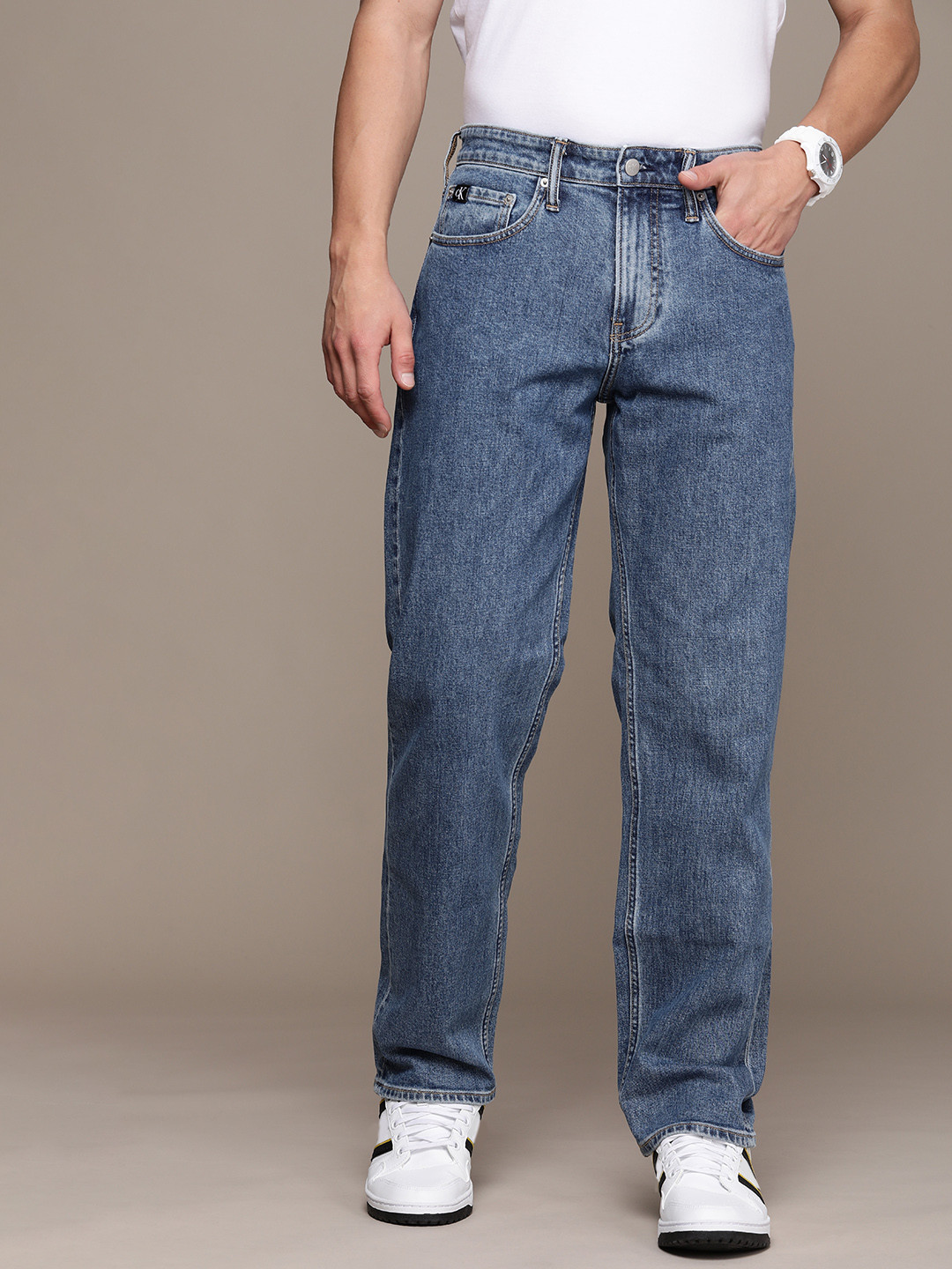 

Calvin Klein Jeans Men Blue Straight Fit Stretchable Jeans